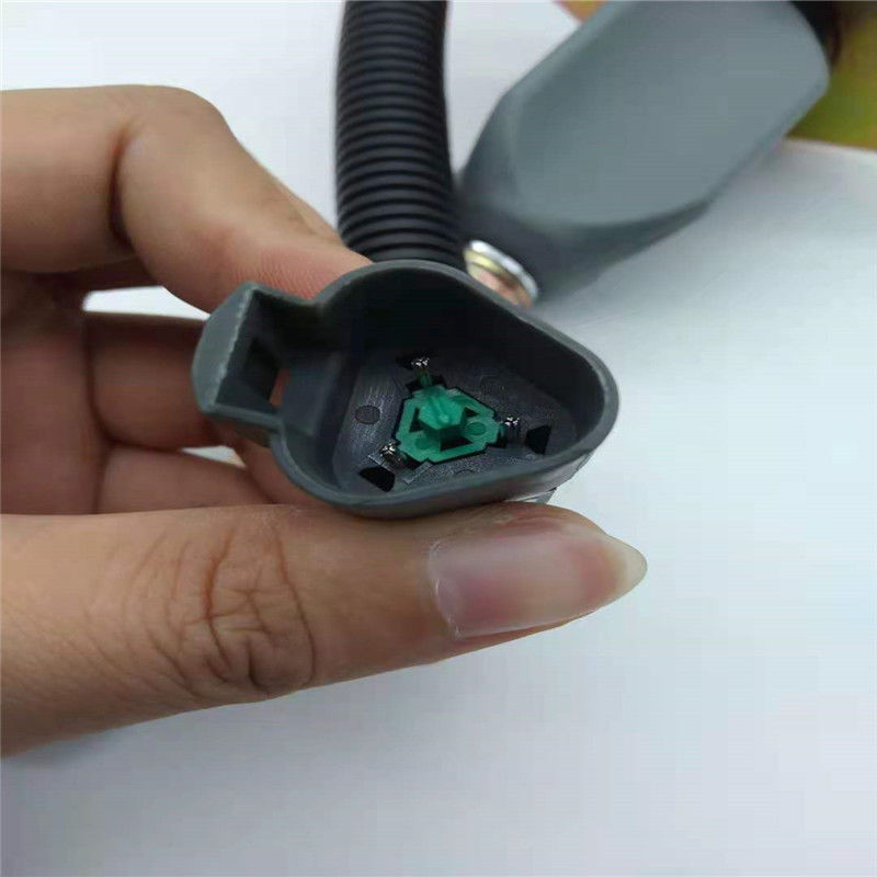 4063712 Endmagnetventil-Sitz für dreieckigen Stecker KOMATSU PC300-7 360-7