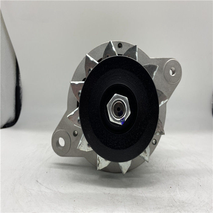 PC60-5 PC60-6 4D95 Bagger Alternator 24V 15A 600-821-3850 0-33000-5510